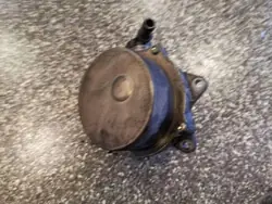 Audi OE 057145100G Vacuümpomp - Gebruikt