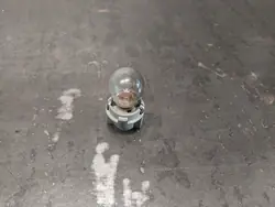 Soporte de bombilla de señal de giro trasero izquierdo VW Passat B5 B5.5 FL