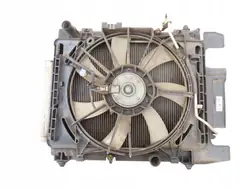 Radiateur Toyota Yaris OEM MF4220007841 - Occasion