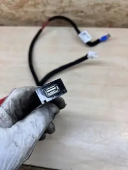 USB-Anschluss OEM 96120GI000 für Hyundai Ioniq Elektro