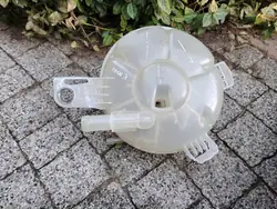 Réservoir de liquide de refroidissement OEM LX61 8A080 GC