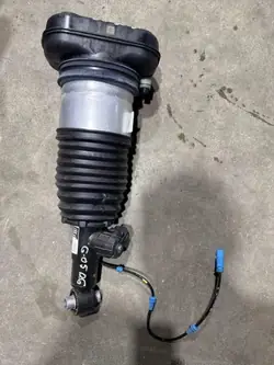 Amortiguador neumático trasero derecho OEM 6869038 BMW X5
