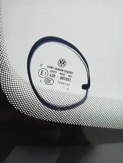 OEM 8618AGSMVZ Framruta för VW Golf VII