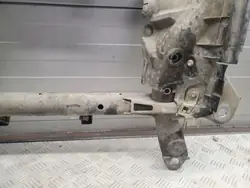 Mercedes-Benz Vorderer Querträger OEM A2046280657