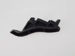 Toyota Yaris IV vänster framskärmsskydd OEM 53154-K0020