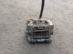 Pinça de travão traseira esquerda OEM 1234 Lexus IS II 220D