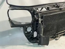 Support de radiateur avant Audi A4 B7 2.0 TDI TFSI