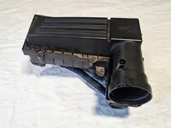 Luftfilterhus OEM 3C0129607BC för VW Passat B6