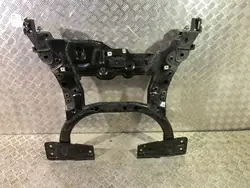 UTO46821 Voorste hulpframe voor Mercedes-Benz GLA