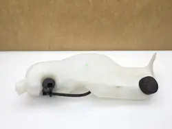 DACIA DOKKER 2012- Pesunesteen säiliö