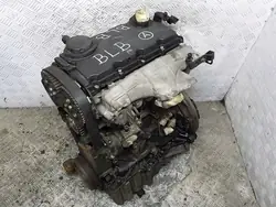 Audi A4 B7 2.0 TDI 140 hv Moottori Kokonaisuus - OEM