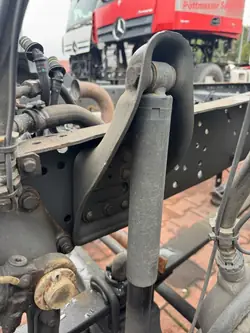 Vorderer Stoßdämpferhalter OEM für Mercedes Atego