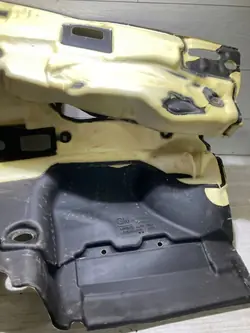 Isolamento parede anteparo OEM 39141381 para Opel Crossland X