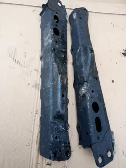 OEM wspornik sanek prawy lewy voor Toyota Avensis T27