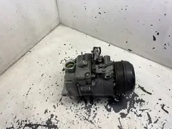 Compresor de aire acondicionado MERCEDES W204 LIFT 1.8 CGI A0032308511