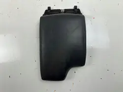 Toyota Hilux konsoli käsinoja OEM MAM84570