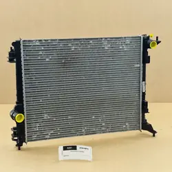 Radiateur d'eau OEM 214108607R pour Renault
