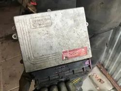 ESGI LPG-Kit OEM E8 67R01 4624 für 8-Zylinder-Motoren