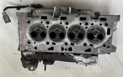 Culasse 9684504780 pour Moteur 1.6 8V E-HDI