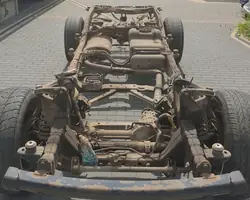 Nissan Pathfinder R51 Blankrahmen - Gebrauchtes OEM-Teil