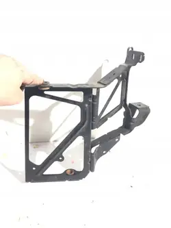 Support de radiateur Audi A7 S7 OEM 4G8121261A