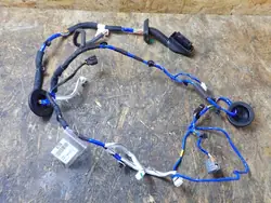 Harness de porta OEM BTU1735 Dianteiro direito