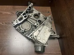 Couvercle de distribution Mercedes-Benz OE R6110151002