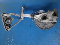 OEM CADILAK-Bochnia-499900- Höger Nav Audi A4 B7