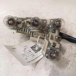 BMW 3 E90 takavalon liitin OEM 6937474