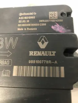 OEM 985100778R Airbag-anturimoduuli Renault Masterille