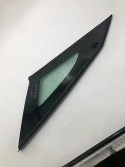 OEM 43R000479 oikea taka kori-ikkuna Citroën C4 X:lle