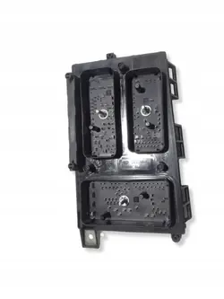 Caja de fusibles Opel Astra H OEM 13145043 - Usado