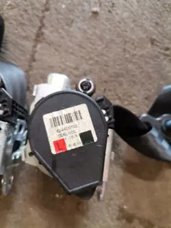 Pièce de sécurité avant Ford Kuga mk2 OEM 624436700