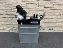Filtre à vapeur Ferrari SF90 OEM 895466/864243