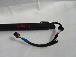 Actuador eléctrico de portón Nissan Qashqai III J12 izquierdo trasero OEM 905616UA0C