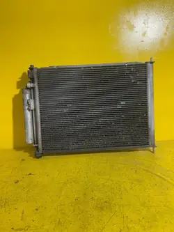 Nissan Note (E11) 2006 Radiador de agua OEM 21400BC00B