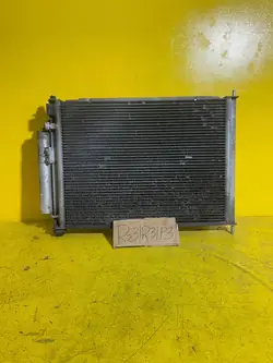 Nissan Note (E11) 2006 Radiateur d'eau OEM 21400BC00B