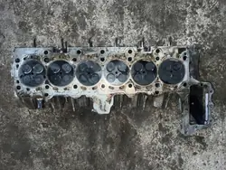 Culasse Moteur BMW OEM 22468759 pour 525d M57D25