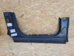Mercedes GLA Vorderer rechter Pfosten OEM A1566302000