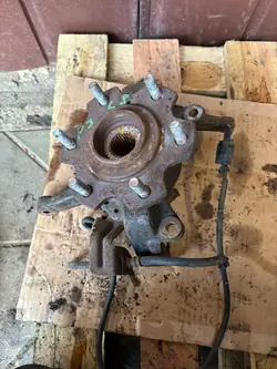 Fram vänster navknut Mitsubishi Pajero III 00-06