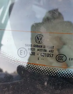 OEM SZYBA TYŁ TYLNA Z KLAPY BAGAŻNIKA VW GOLF VII 7 HB 5D 15 R 15 ROK