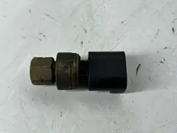 Polttoainepainetunnistin OEM 13516496 Buick Encore I