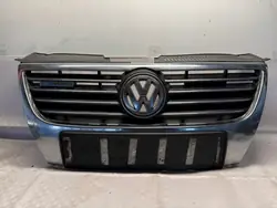 VW Passat B6 Grille OEM Wrakowisko-27429- Gebruikt