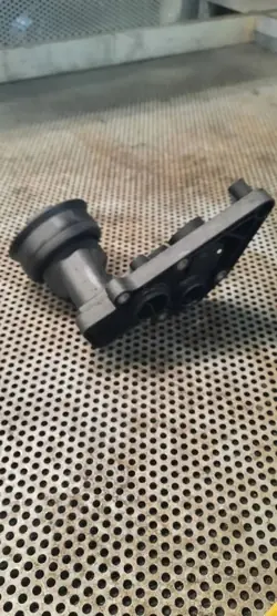 Öljytäyttökorkki OEM 076115308A - Volkswagen OE