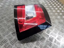 Skoda linkes Rücklicht 6V6945111