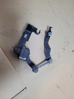Capteur de Niveau Phare Toyota C-HR Lift Pièce OEM