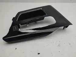 Peugeot 3008 II 2018 vasen vipukehys OEM 9810343177