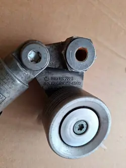 Keilriemenspanner Alternator OEM 07d145277e - Gebraucht