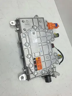 Invertteri / Muunnin Chevrolet Volt II 2017