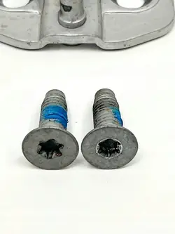 Mercedes-Benz ovenosat OEM 11800049B - Käytetty